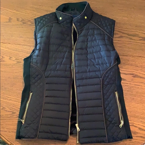 YMI Jackets & Blazers - ⭐️sale⭐️Great Vest!!